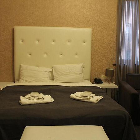 Hotel Plaza 第比利斯 外观 照片