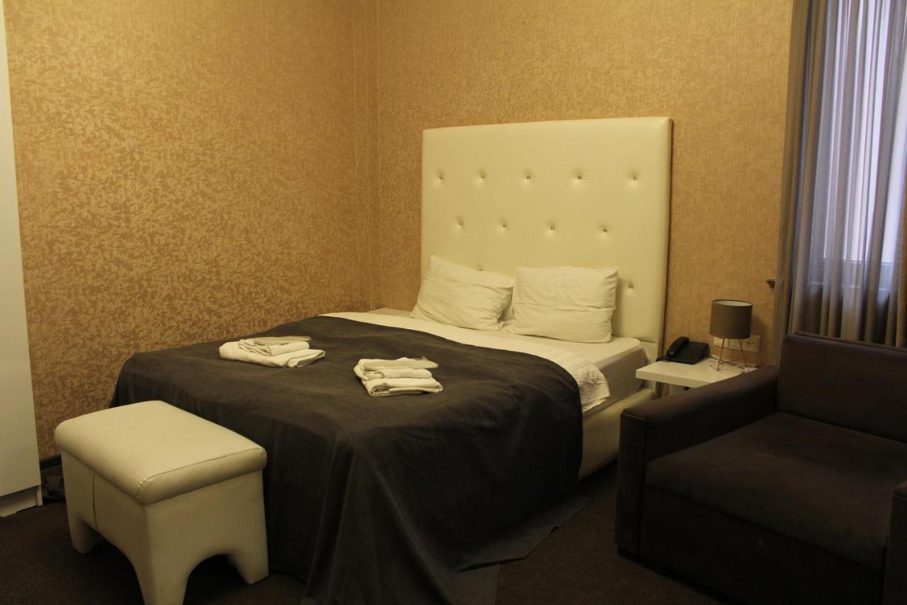 Hotel Plaza 第比利斯 外观 照片