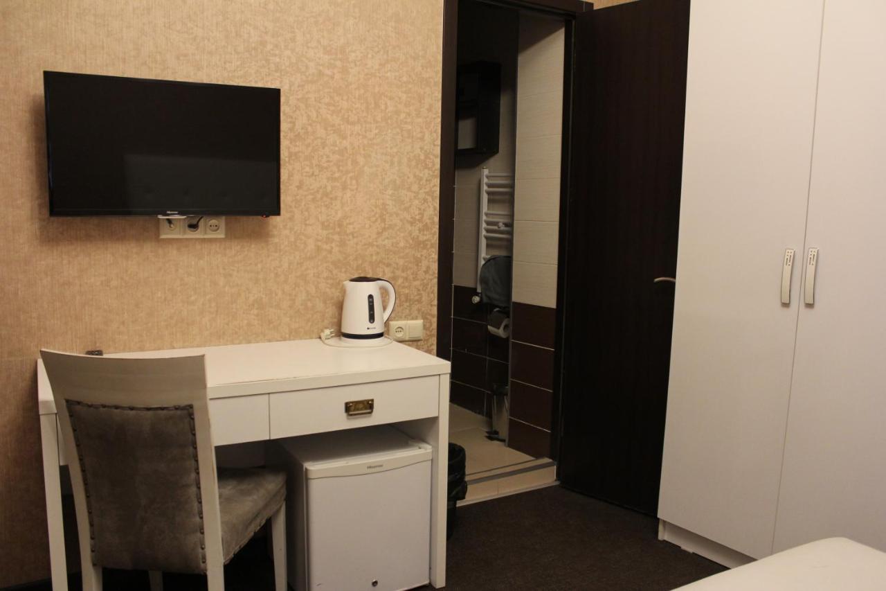 Hotel Plaza 第比利斯 外观 照片